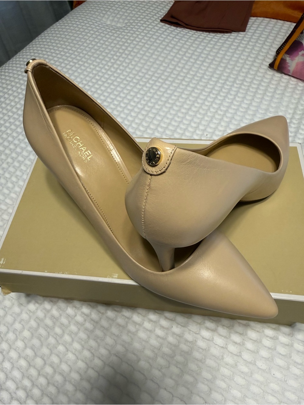 MICHAEL Michael Kors Beige Pointed-Toe Leather Pumps
